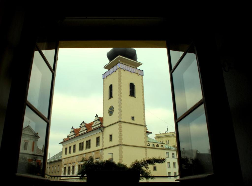 Hotel Zlaty Kohout Mladá Boleslav Zewnętrze zdjęcie