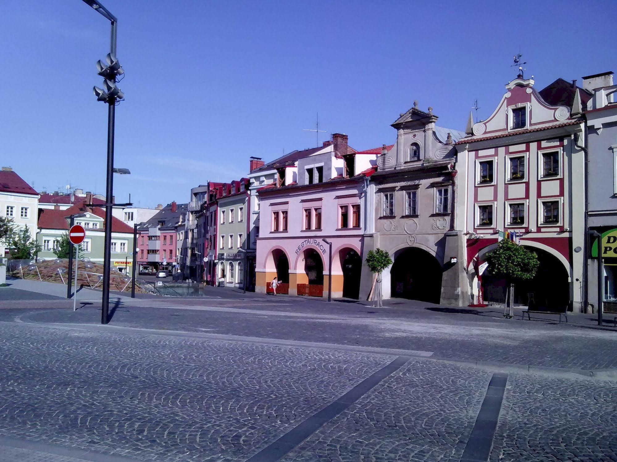 Hotel Zlaty Kohout Mladá Boleslav Zewnętrze zdjęcie