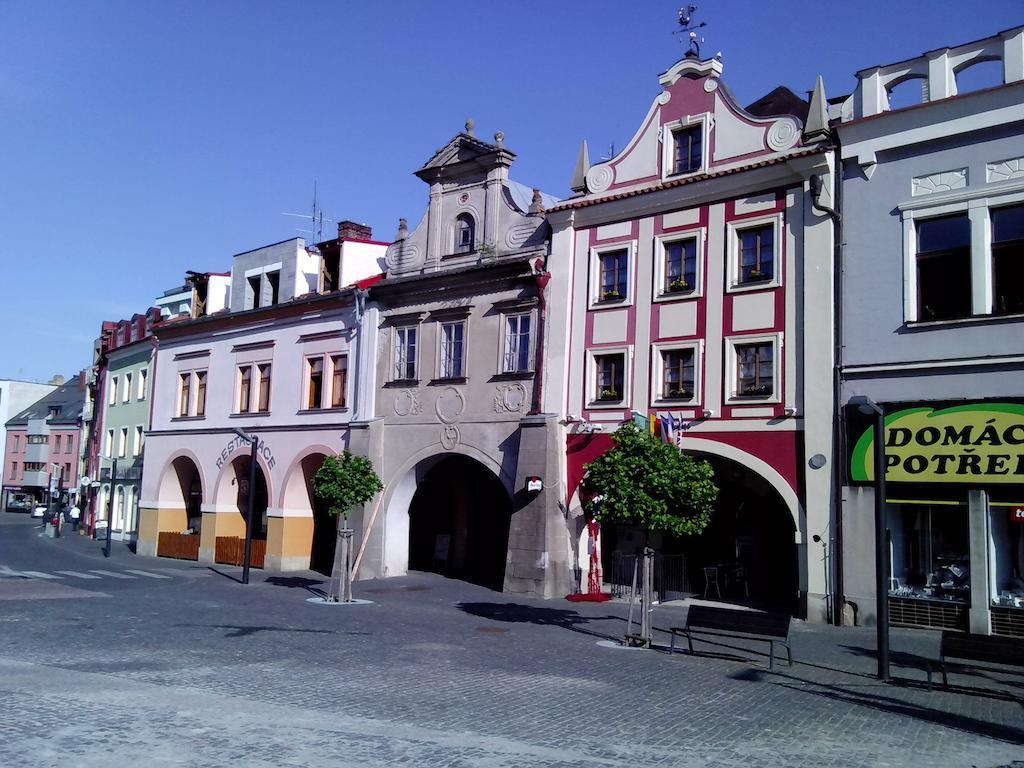 Hotel Zlaty Kohout Mladá Boleslav Zewnętrze zdjęcie